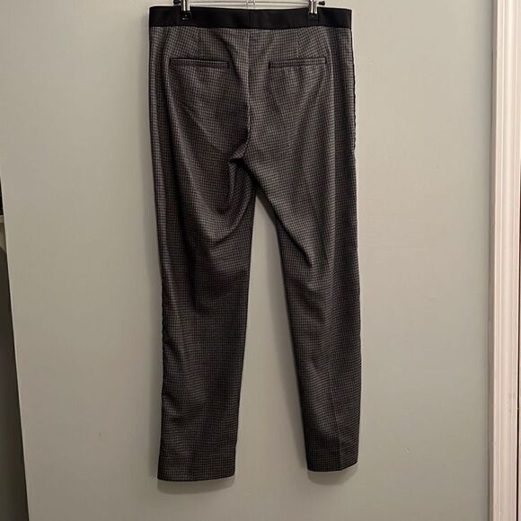 Banana Republic Women's Mid-Rise Print Chino Pants - Picture 5 of 8